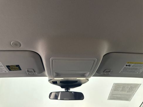 Used 2022 Ford Escape SE FWD image 40