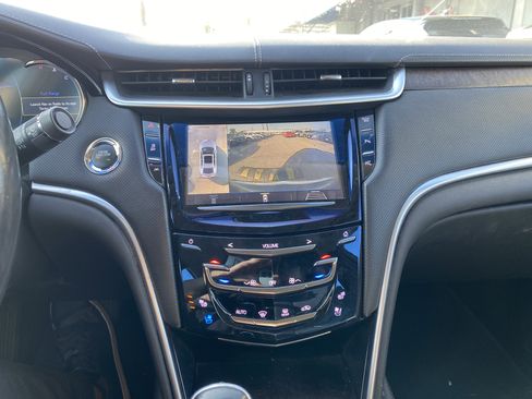 Used 2018 Cadillac XTS Premium Luxury FWD image 14