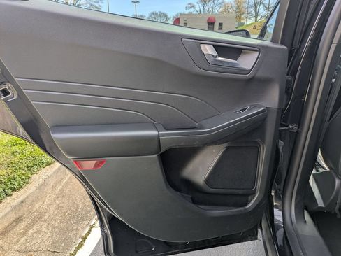 Used 2025 Ford Escape ST-Line FWD image 25