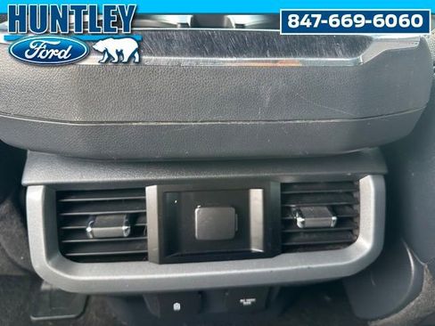 Used 2022 Ford F150 Lightning Lariat image 19