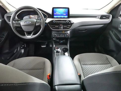 Used 2020 Ford Escape SE image 10