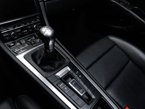 Used 2013 Porsche Boxster RWD image 24
