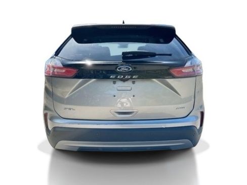 Used 2024 Ford Edge SEL AWD/4WD image 6