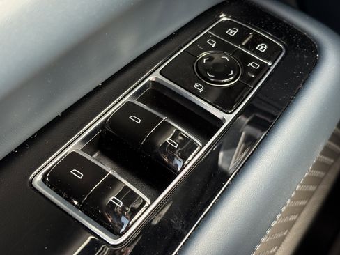 New 2025 Cadillac Escalade IQ Sport 2 w/ LPO, ONYX Package image 35