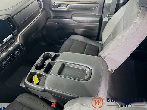 Used 2022 Chevrolet Silverado 1500 LT AWD/4WD image 28