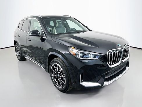 New 2026 BMW X1 xDrive28i w/ Convenience Package image 3