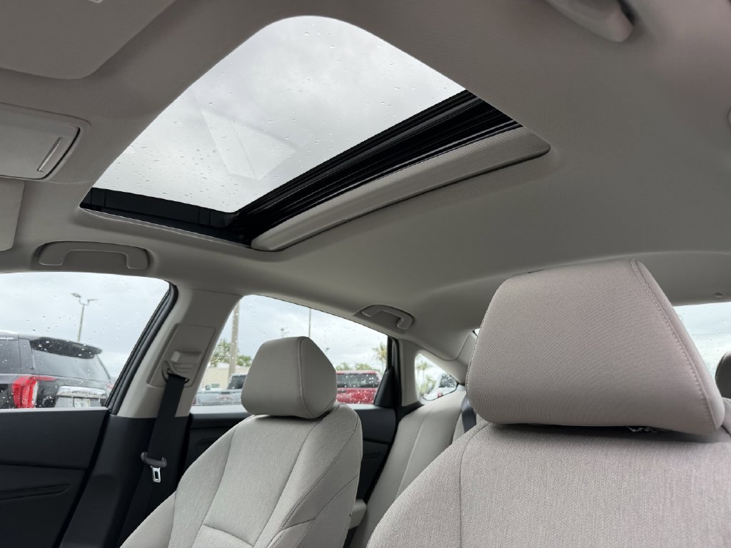 Used 2025 Honda Accord SE image 17