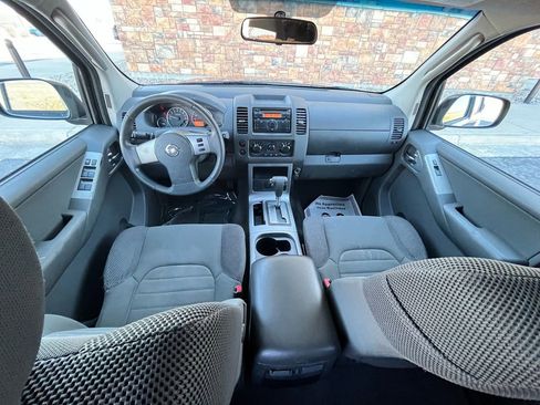 Used 2012 Nissan Pathfinder S image 12