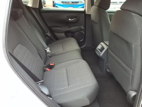 Certified 2026 Honda HR-V LX image 11