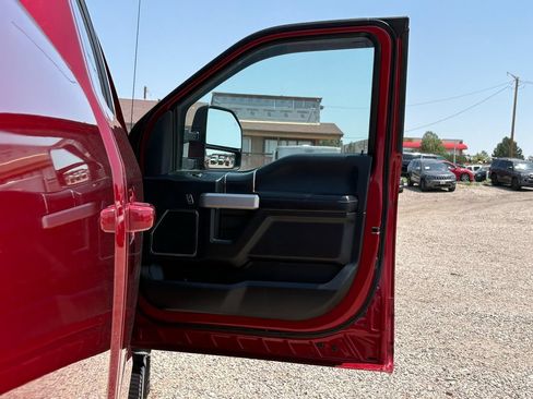 Used 2018 Ford F150 Lariat w/ Equipment Group 502A Luxury AWD/4WD image 25