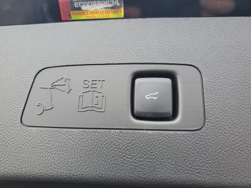 New 2026 Lincoln Corsair Premiere image 29