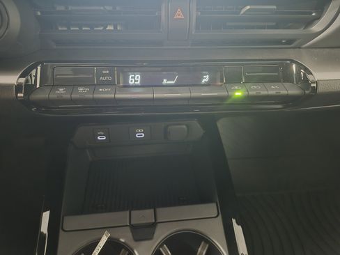 New 2026 Toyota Prius AWD image 25