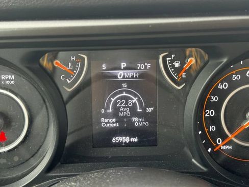 Used 2024 Jeep Wrangler Unlimited Sport AWD/4WD image 26