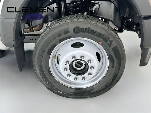 New 2026 Ford F550 4x4 Regular Cab Super Duty image 27