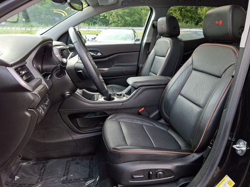Used 2023 GMC Acadia AT4 w/ Technology Package AWD/4WD image 16