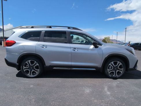 New 2026 Subaru Ascent Touring AWD/4WD image 8
