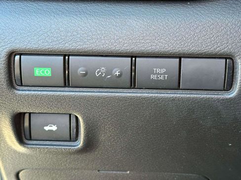 Used 2023 Nissan Sentra SV w/ All-Weather Package image 15