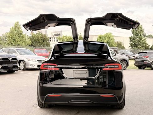 Used 2023 Tesla Model X AWD/4WD image 6