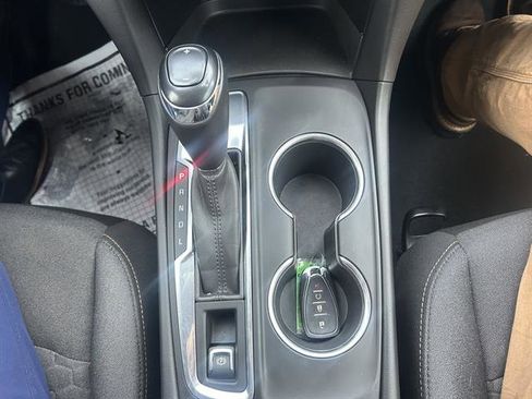 Used 2018 Chevrolet Equinox LT w/ LPO, Protection Package image 21