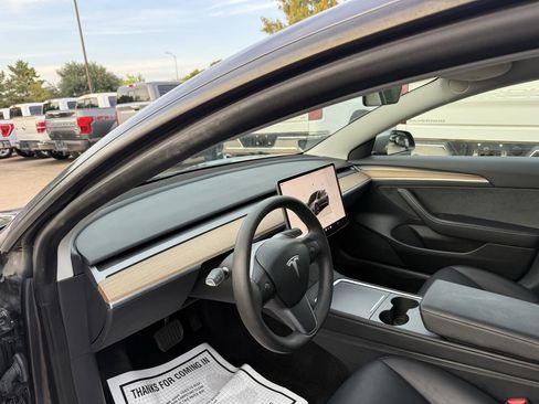 Used 2023 Tesla Model 3 Standard Range RWD image 6