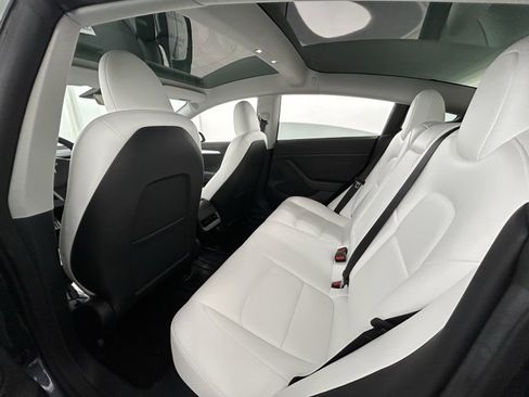 Used 2023 Tesla Model 3 Performance image 32