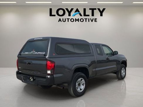 Used 2022 Toyota Tacoma SR image 5
