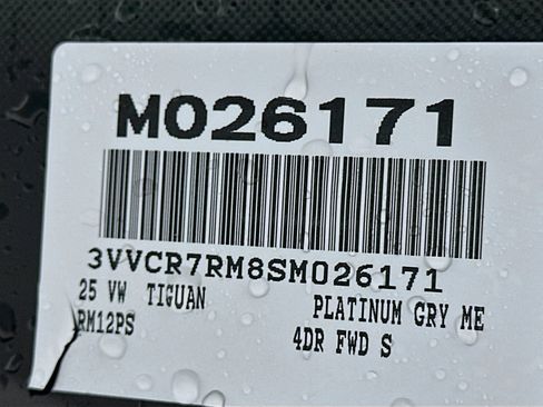 Certified 2025 Volkswagen Tiguan S FWD image 24