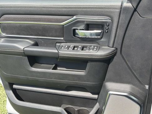 New 2026 RAM 2500 Laramie AWD/4WD image 22