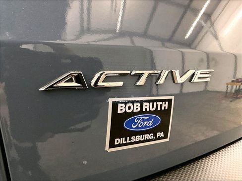 Certified 2023 Ford Escape Active AWD/4WD image 13