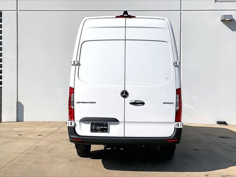New 2026 Mercedes-Benz Sprinter 2500 image 4