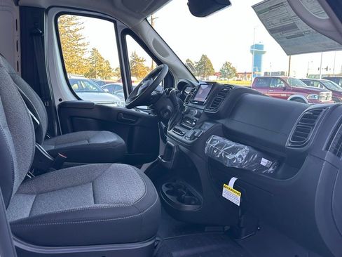 New 2026 RAM ProMaster 2500 w/ Convenience Group FWD image 16