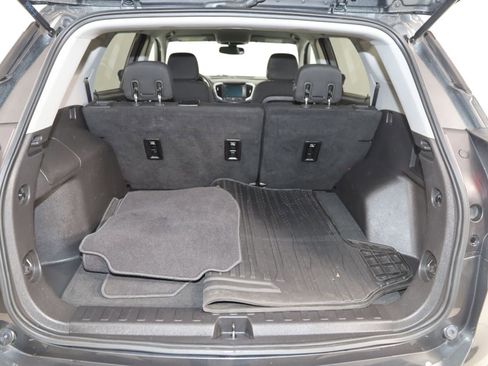 Used 2018 GMC Terrain SLE FWD image 42