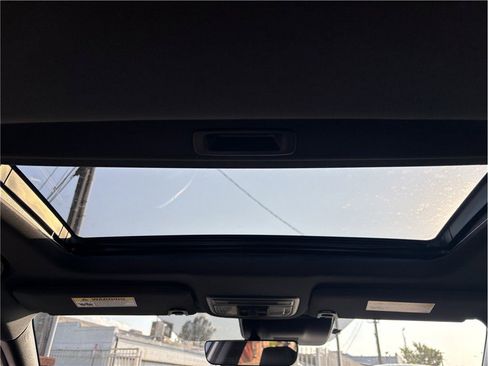 Used 2020 Honda Civic Sport Touring image 10