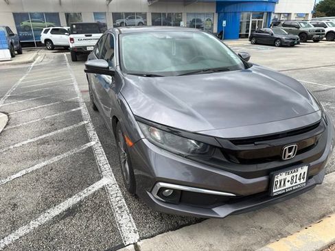 Used 2020 Honda Civic EX image 4