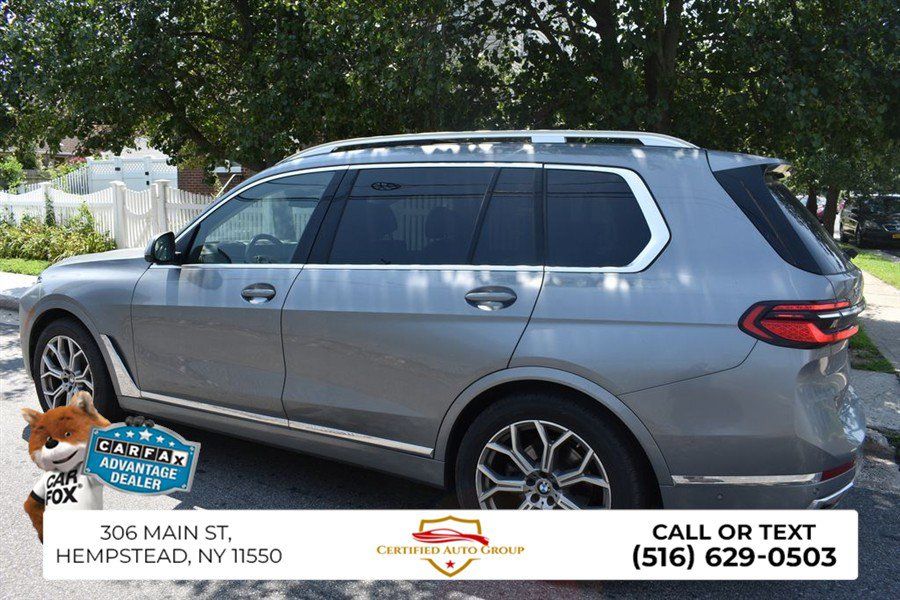 Used 2025 BMW X7 xDrive40i AWD/4WD image 9