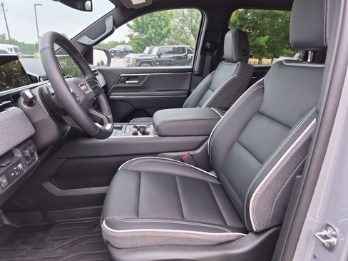 Used 2026 GMC Sierra EV Elevation AWD/4WD image 18