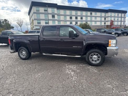 Used 2008 Chevrolet Silverado 2500 LT w/ 2LT Convenience Package image 12