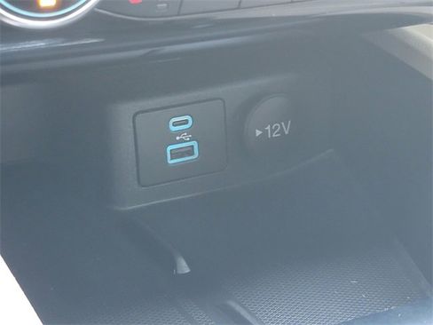 Used 2022 Ford Escape SEL w/ Technology Package image 26