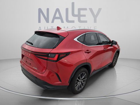 Certified 2025 Lexus NX 250 FWD w/ Accessory Package (Z1) image 4