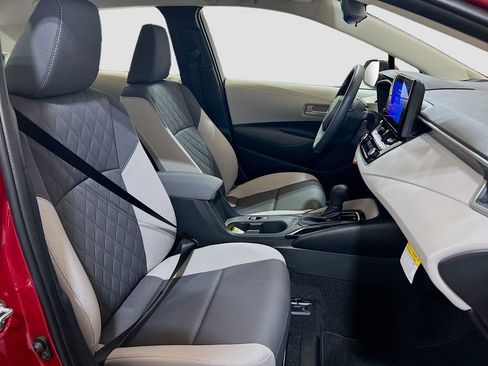 Used 2026 Toyota Corolla LE image 23