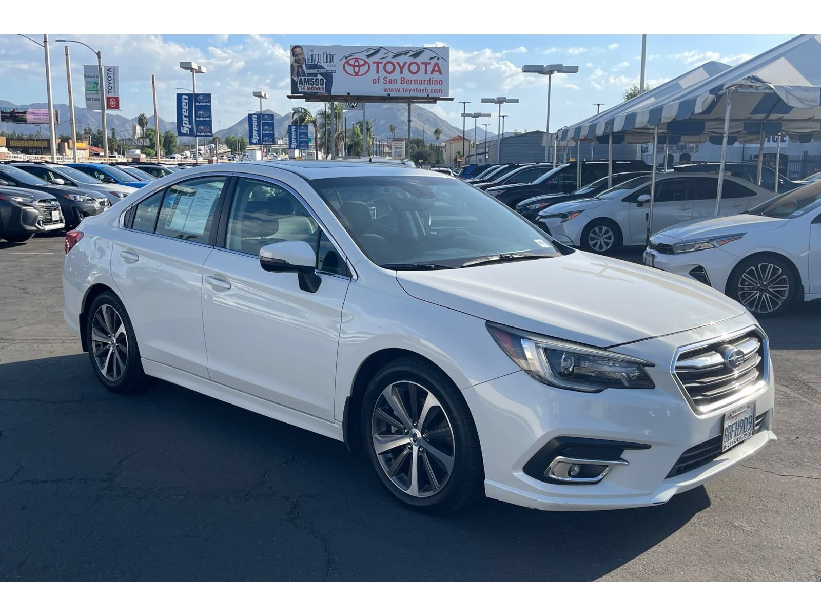 Used 2018 Subaru Legacy 3.6R Limited AWD/4WD image 8