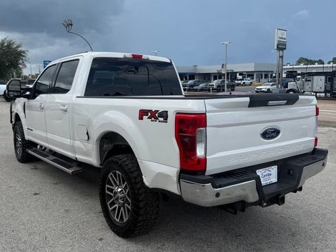 Used 2018 Ford F250 Lariat w/ Lariat Value Package AWD/4WD image 5