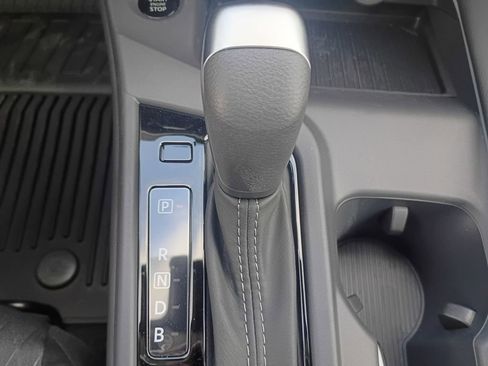 New 2026 Nissan Sentra SV w/ SV Convenience Package FWD image 17