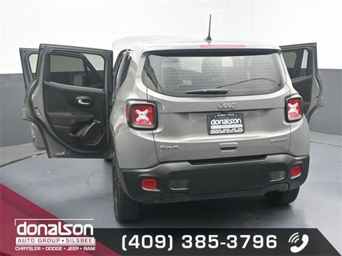 Used 2020 Jeep Renegade Sport image 25