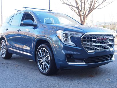 Used 2024 GMC Terrain Denali w/ Denali Premium Package