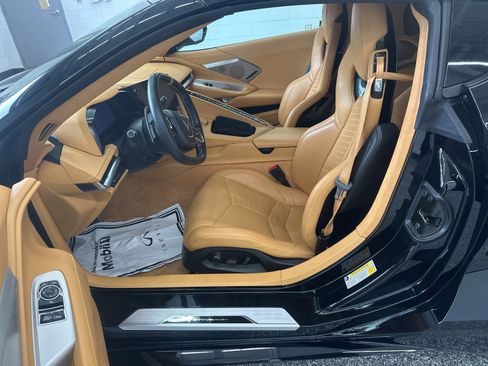 Used 2022 Chevrolet Corvette Stingray Premium Cpe w/ Z51 Performance Package RWD image 9