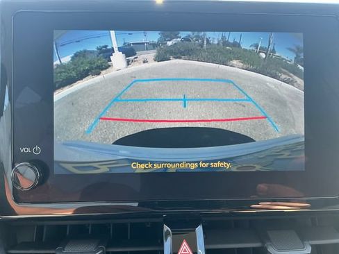 Used 2024 Toyota Corolla LE FWD image 20