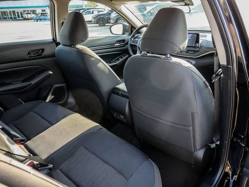 Used 2025 Nissan Altima 2.5 SV AWD/4WD image 22