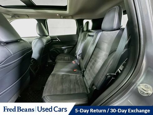 Used 2022 Mitsubishi Outlander SE FWD image 30