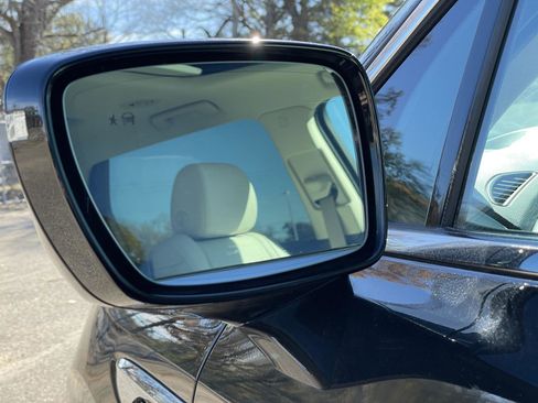 Used 2022 Buick Enclave Premium w/ Experience Buick Package image 39